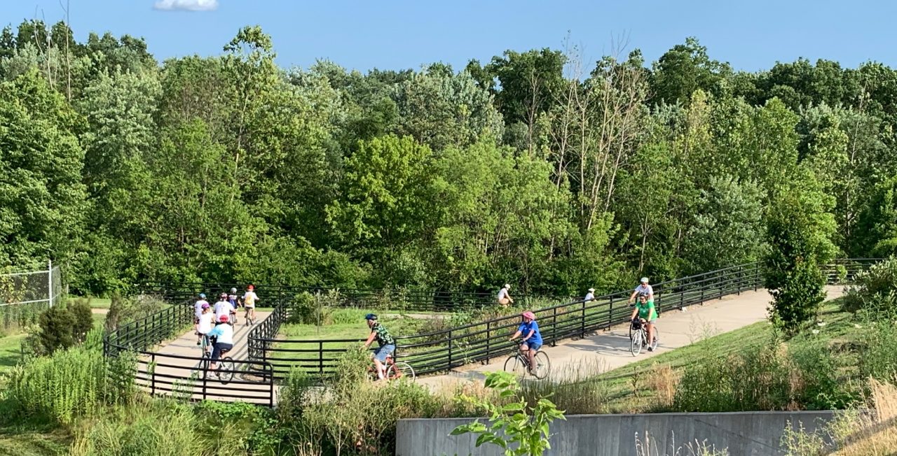photo of riders on the rivergreenway